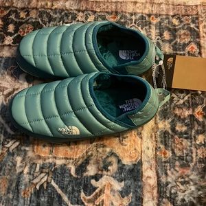 Harbor blue mule slip ons size 10 northface